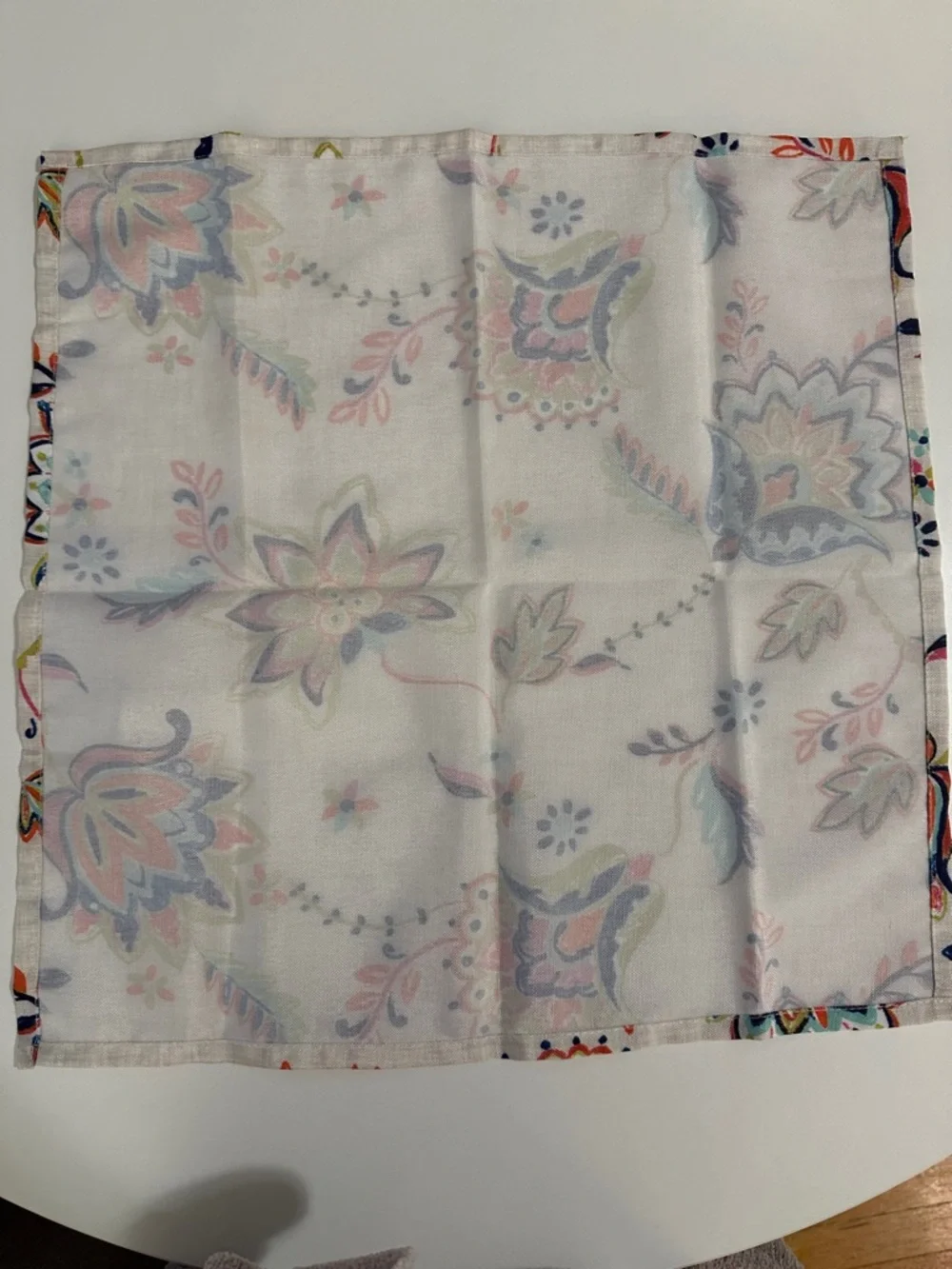 Floral Multicolor Cotton Tablecloth with 6 matching napkins